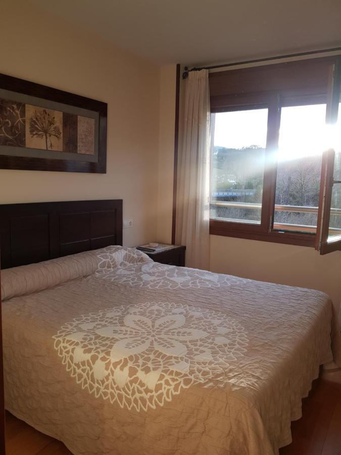 דירות Onís Apartamento Jardines Del Sella מראה חיצוני תמונה